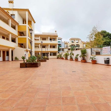 Atico Con Terraza-Solarium Y Piscina 4-6 Personas Wifi A/C Daire Roda Dış mekan fotoğraf